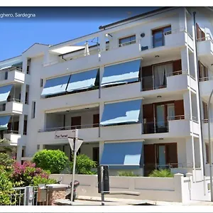 Alkira Apartment